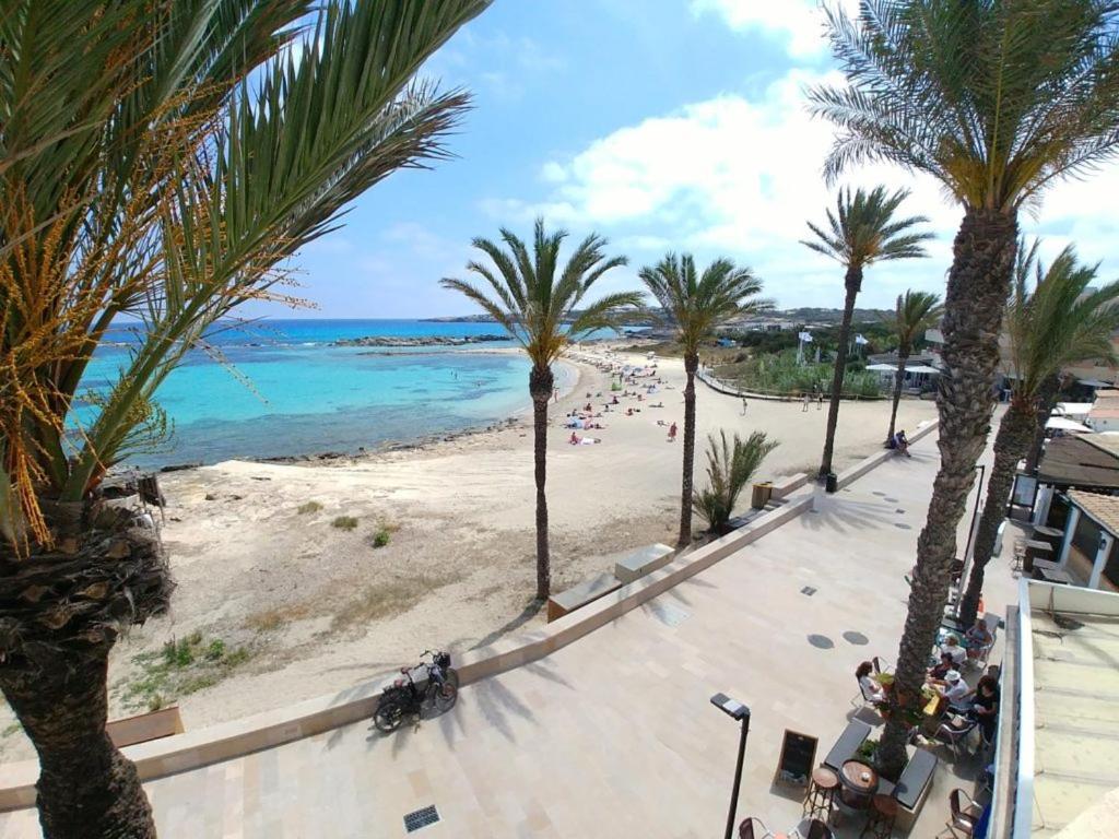 Apt Calmacabana A 50M Dal Mare Apartamento Es Pujols Exterior foto
