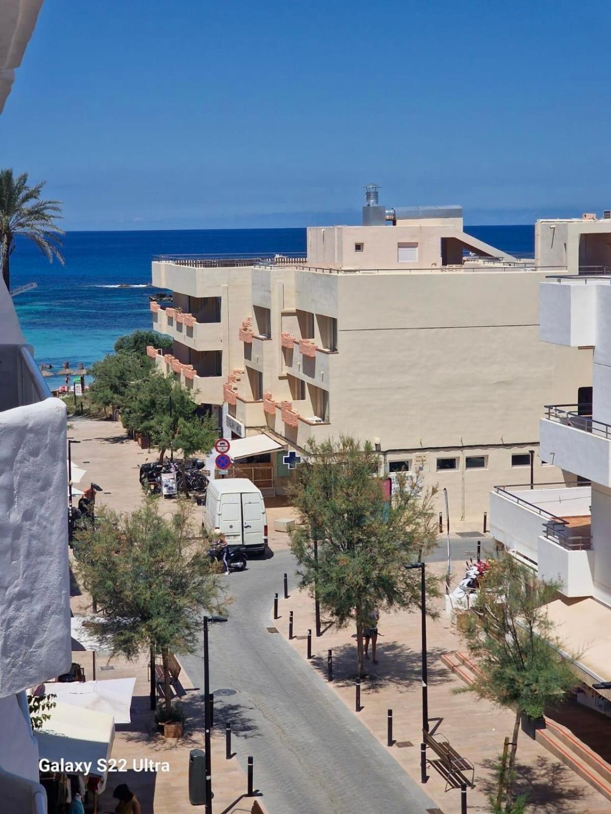 Apt Calmacabana A 50M Dal Mare Apartamento Es Pujols Exterior foto